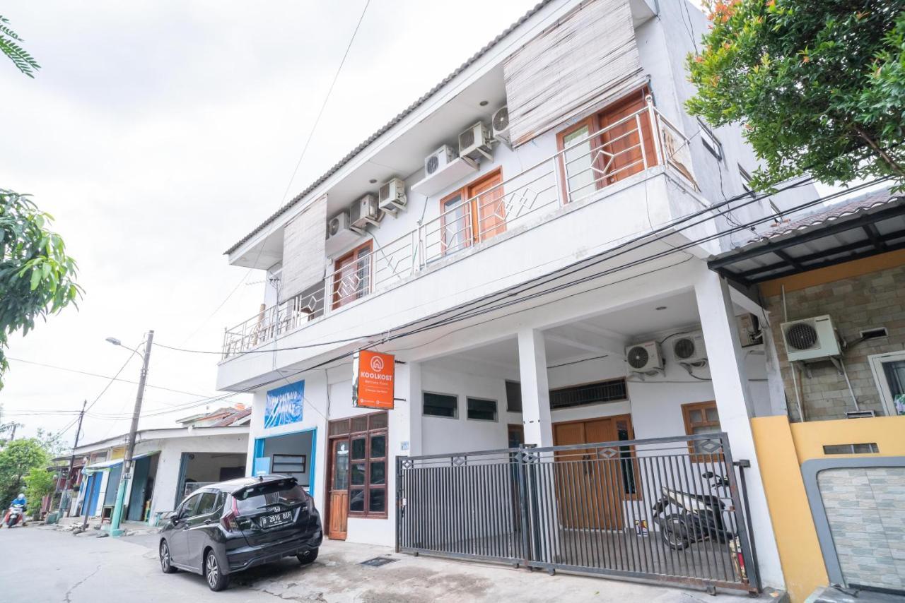 Koolkost @ Harapan Jaya Bekasi Hotel Exterior photo